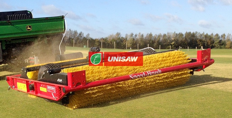 Щетка для натуральных и искусственных полей Speed-Brush 