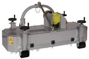 BM20 - машина для ухода за искусственным газоном 